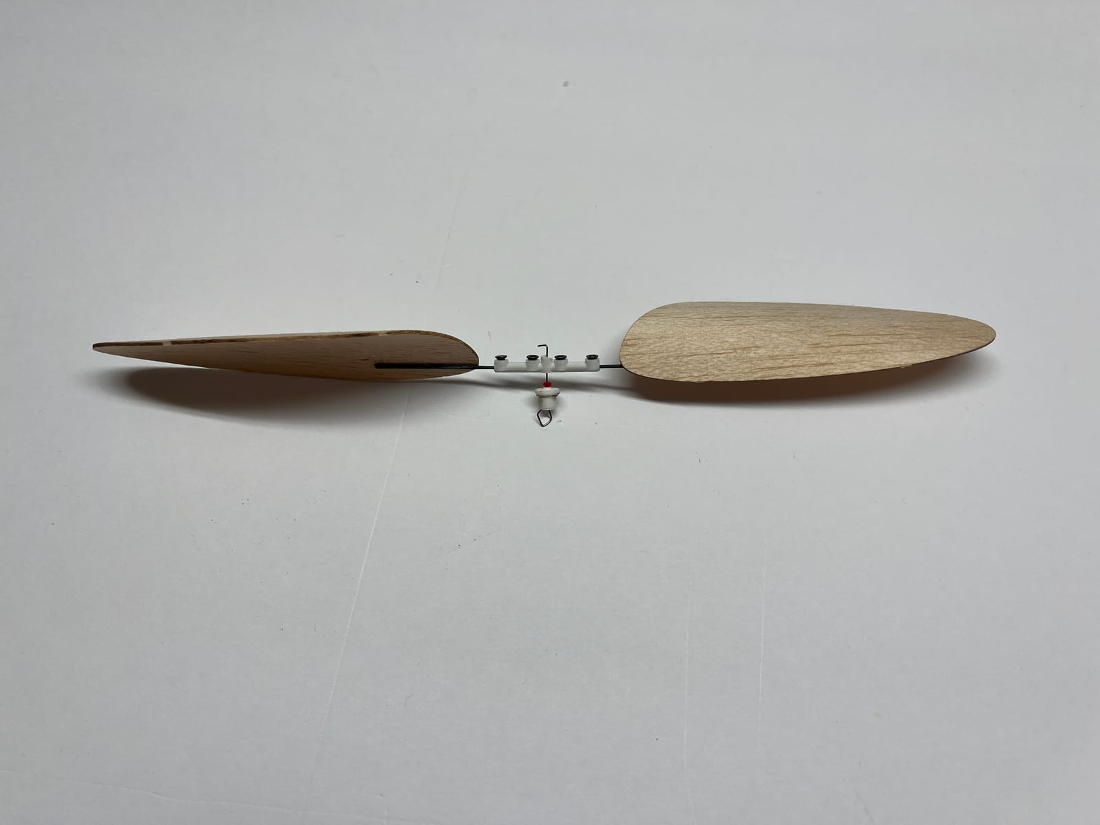 Finished balsa propeller with adjustable hub